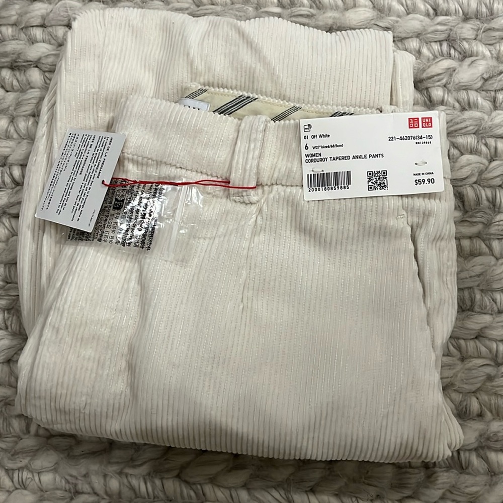 Uniqlo Women Corduroy Tapered Ankle Pants Off White  Size 6 W27 NWT